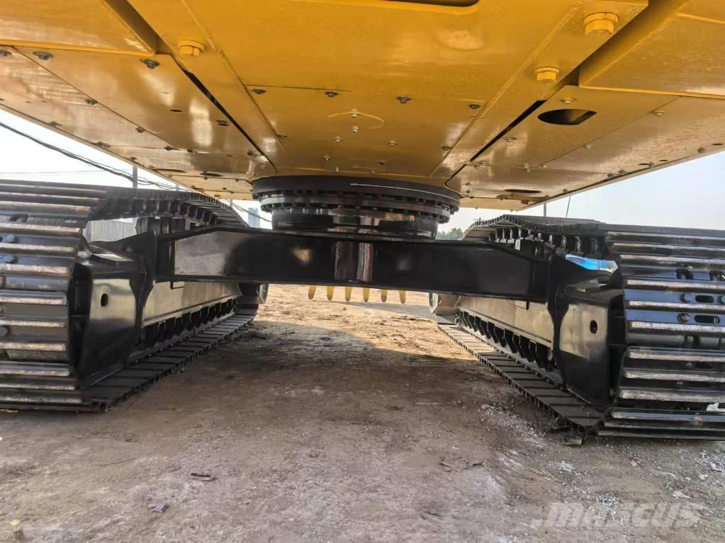Komatsu PC 300-8 Lánctalpas kotrók