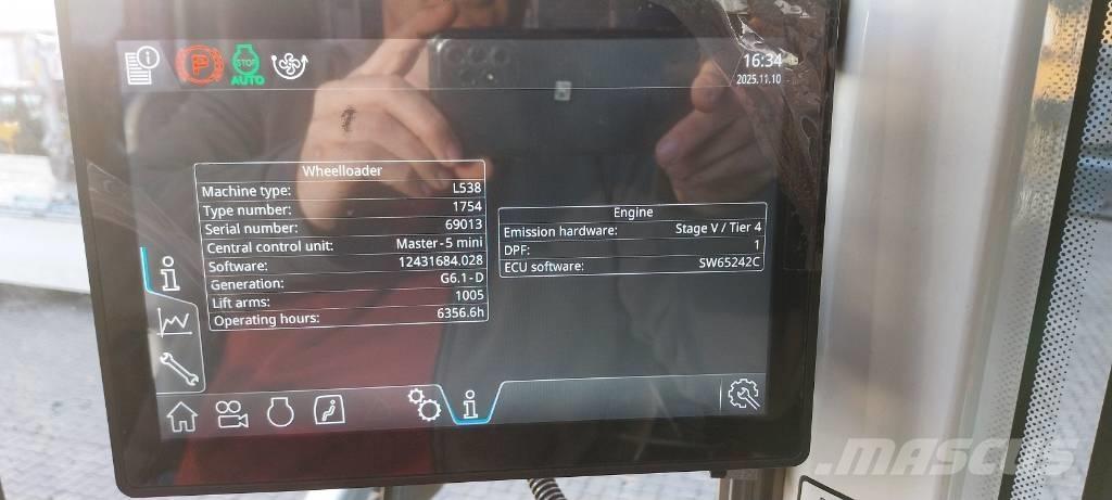 Liebherr L 538 V Gumikerekes homlokrakodók