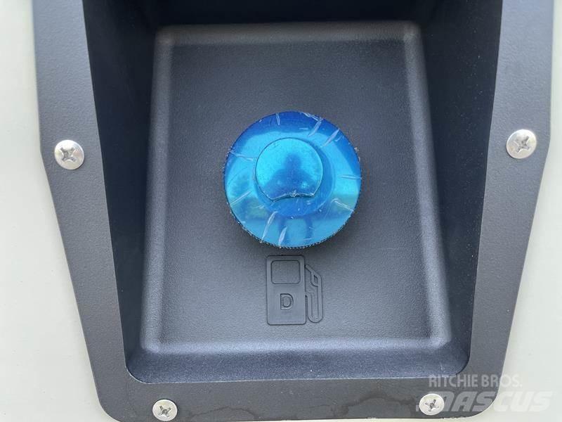 Cummins 55 kVA Dízel áramfejlesztők