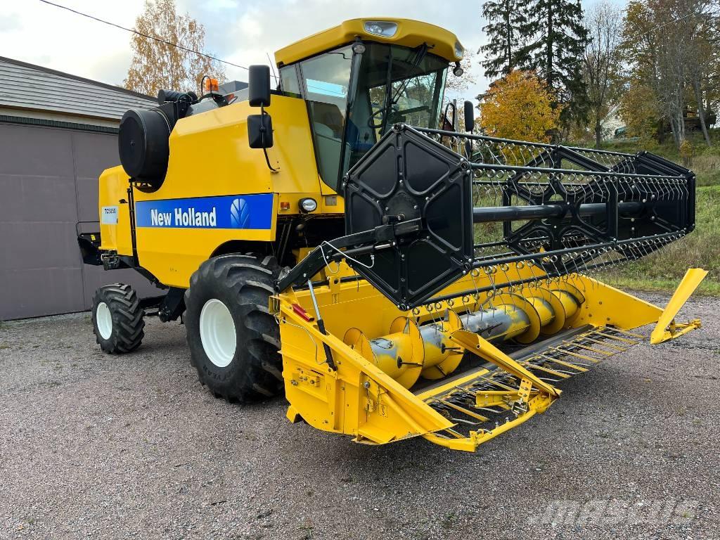 New Holland TC 5050 Kombájnok