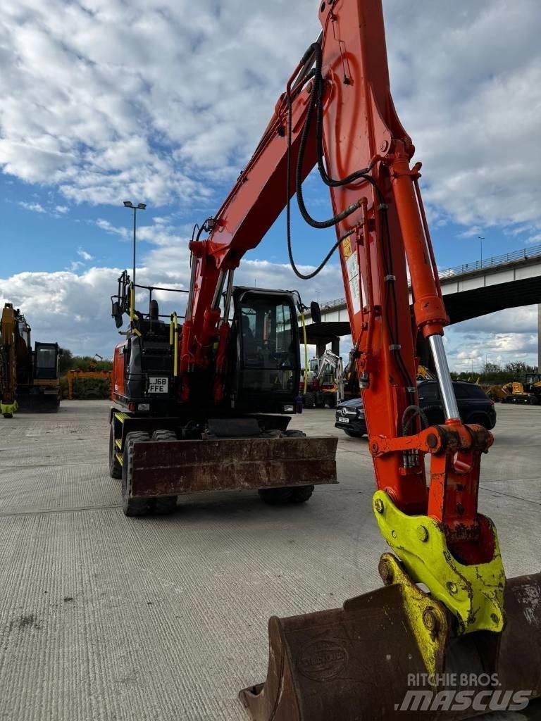 Hitachi ZX 145 W-6 Gumikerekes kotrók