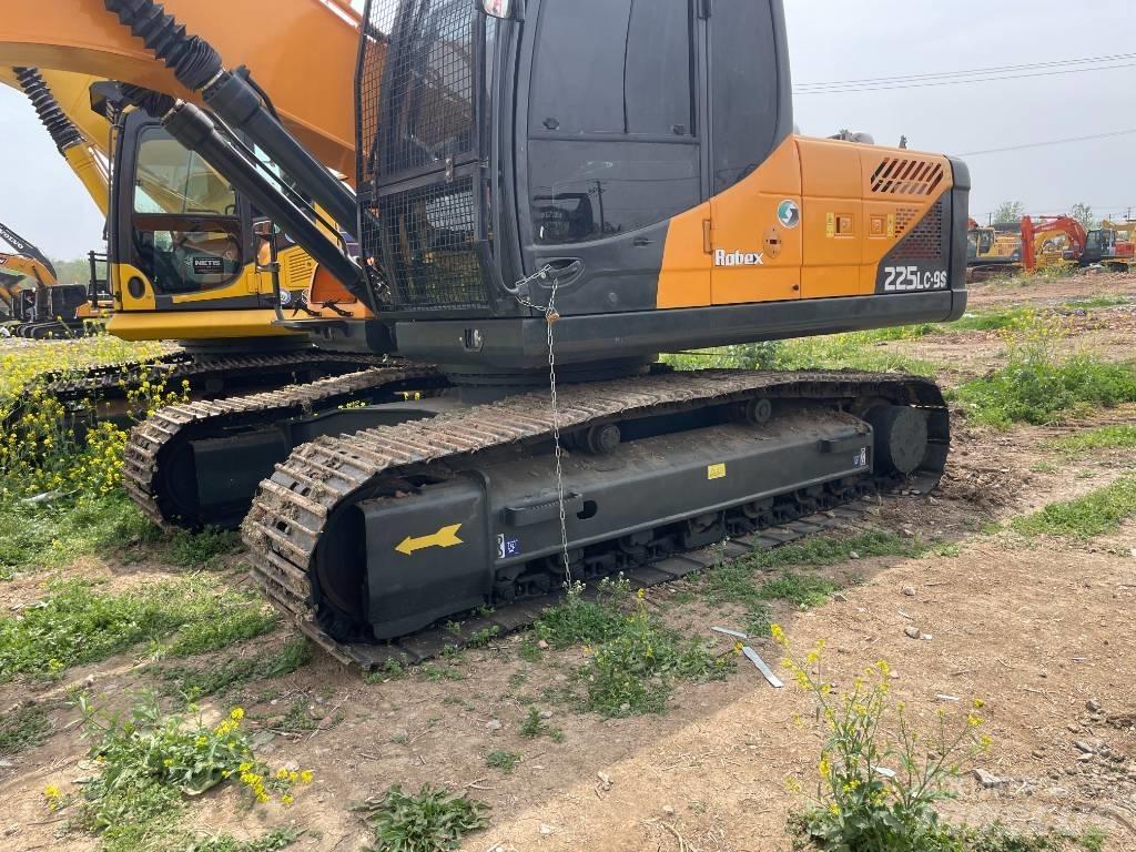 Hyundai 225LC-9S Lánctalpas kotrók