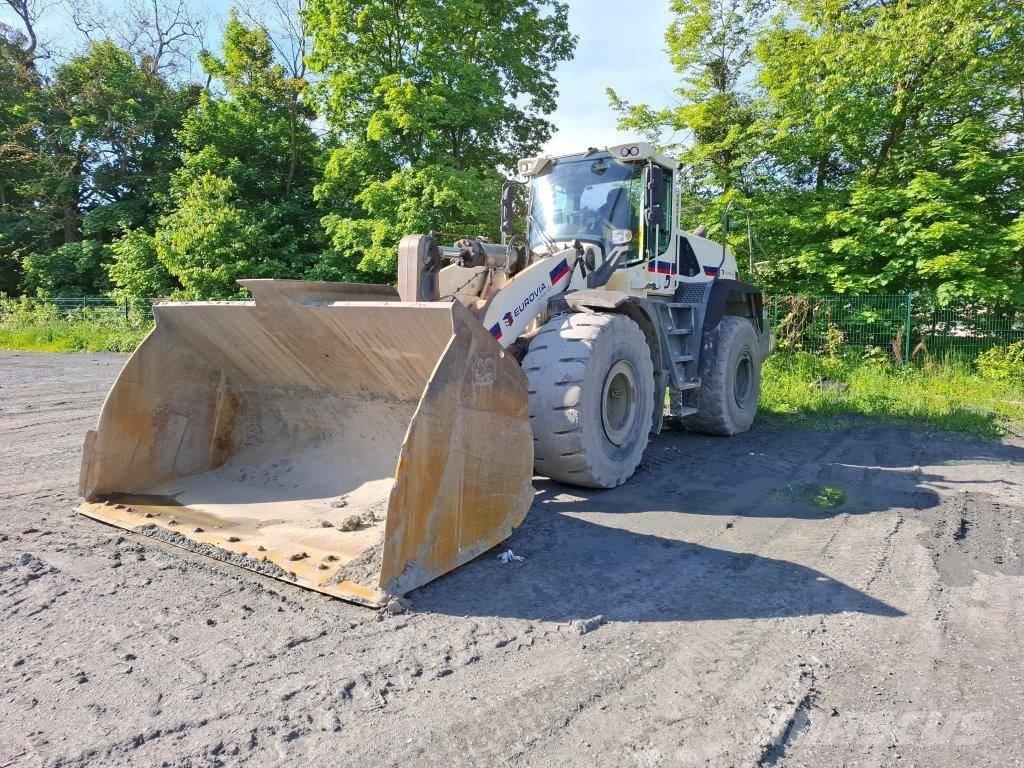 Liebherr L580XP Gumikerekes homlokrakodók