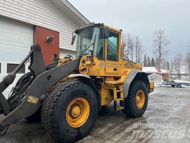 Volvo L90E Gumikerekes homlokrakodók