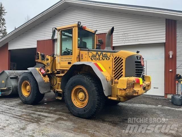Volvo L90E Gumikerekes homlokrakodók