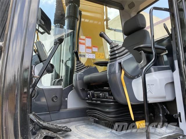 CAT 320 D Lánctalpas kotrók