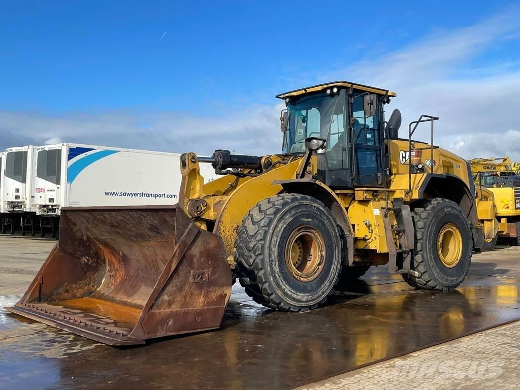 CAT 966 Gumikerekes homlokrakodók