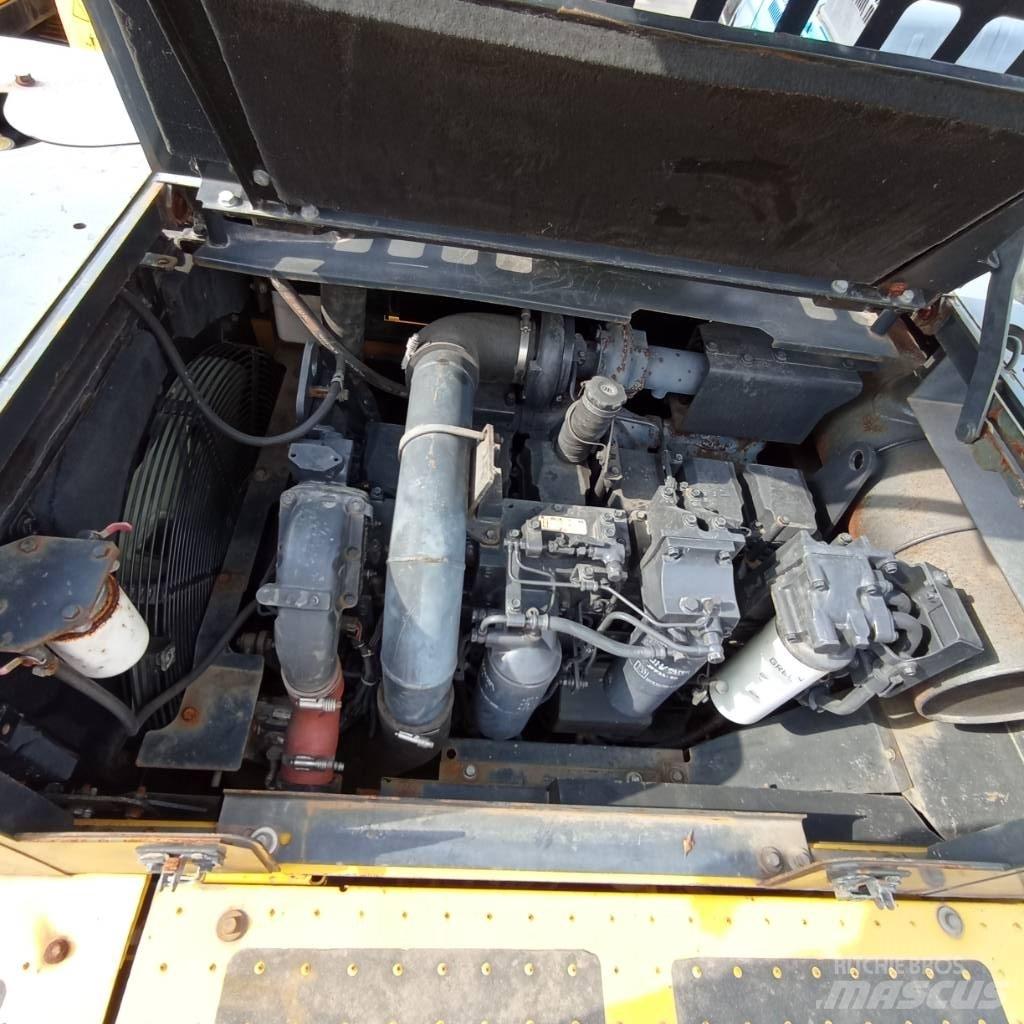 Komatsu PC 400-8 Lánctalpas kotrók