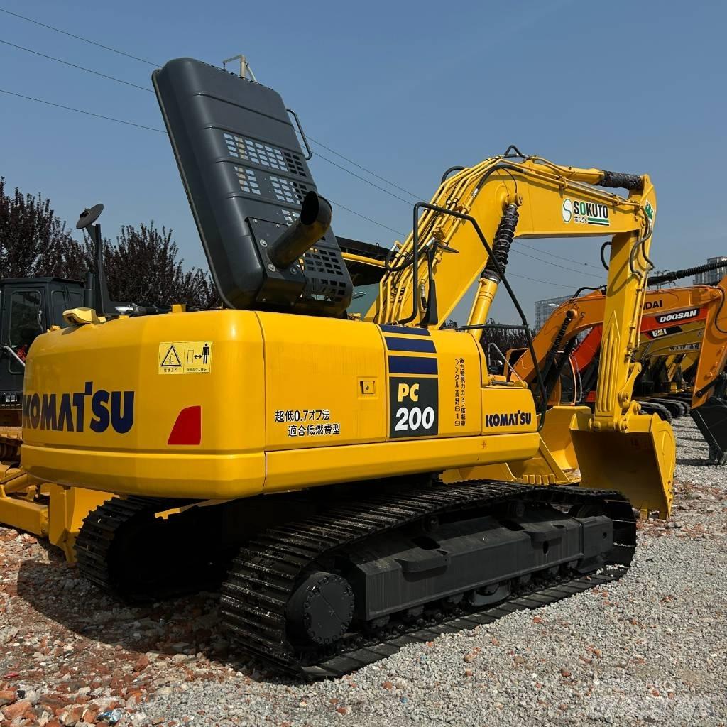 Komatsu 200-8 Lánctalpas kotrók