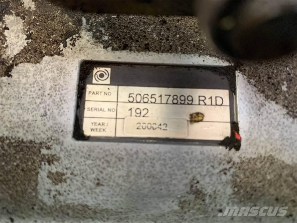 Valmet 350.1 Betakarító fejek