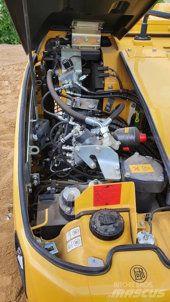 Komatsu PC88 MR-11E0 Közepes (midi) kotrók 7 t - 12 t