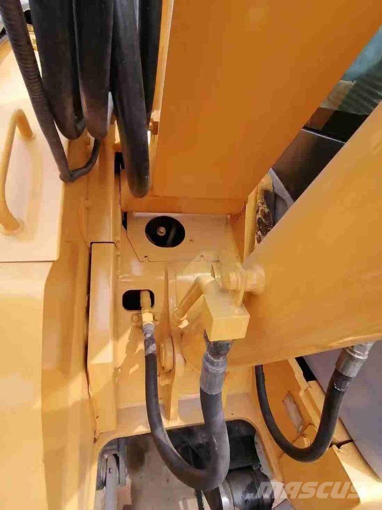 Komatsu PC 78 US Közepes (midi) kotrók 7 t - 12 t