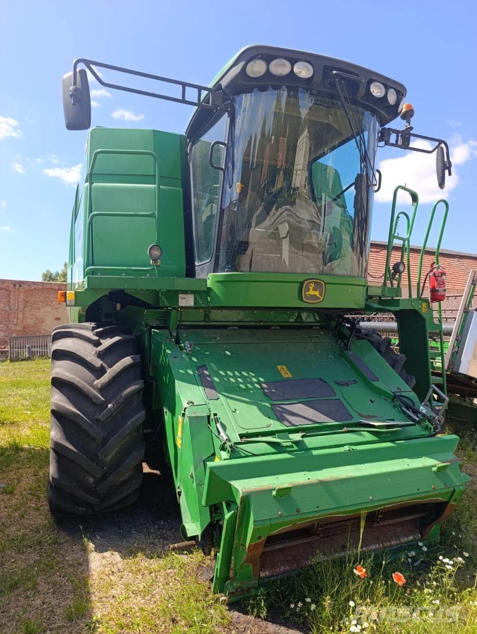 John Deere W650 Kombájnok