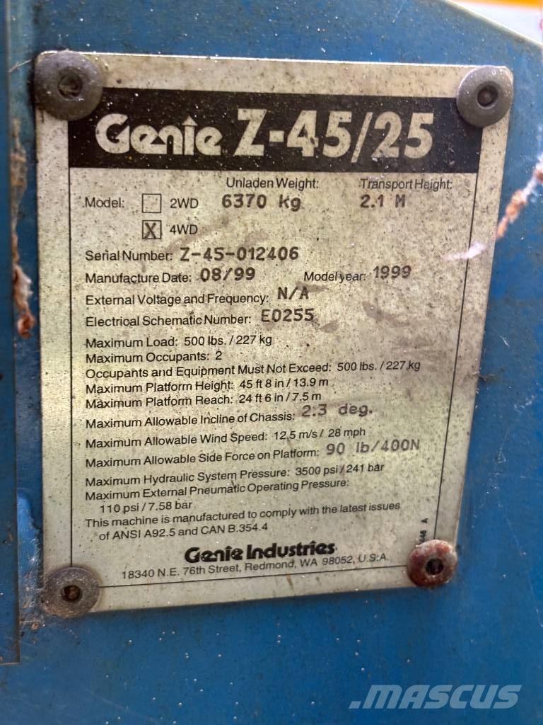 Genie Z 45/25 Karos emelők
