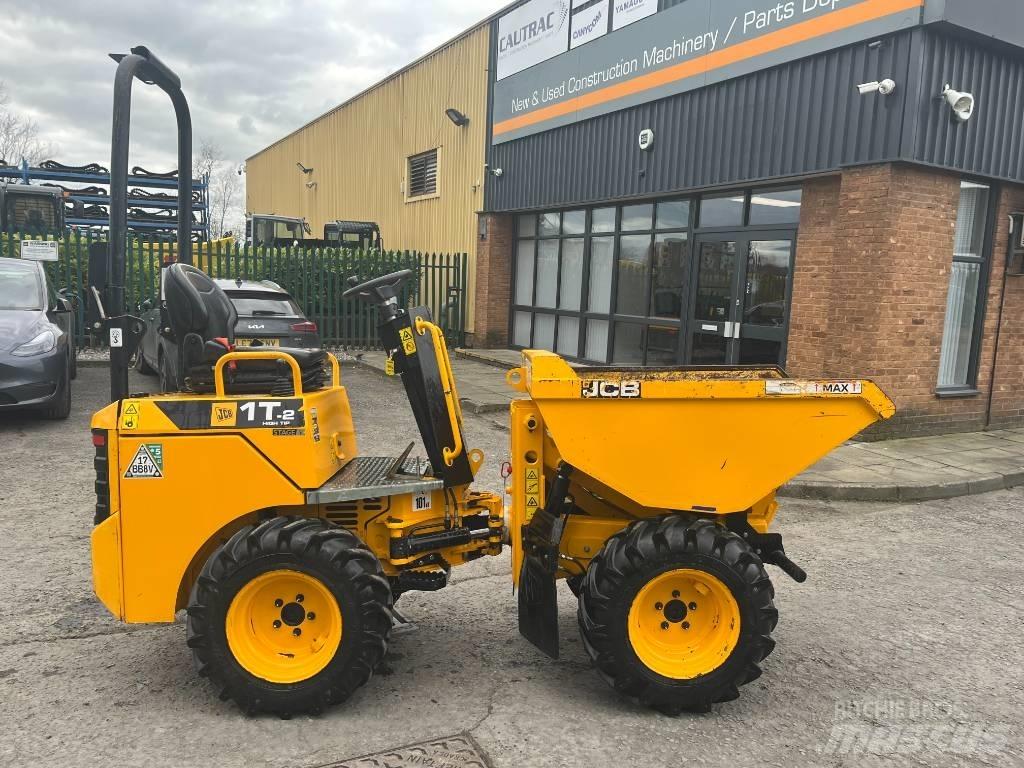 JCB 1T - 2S5 Mezei dömperek