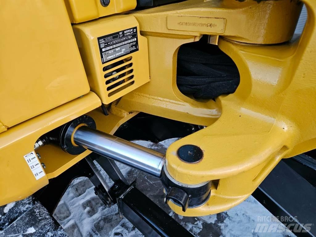 CAT 305E2 Mini kotrók < 7t