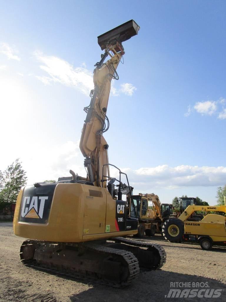 CAT 318 E L Lánctalpas kotrók