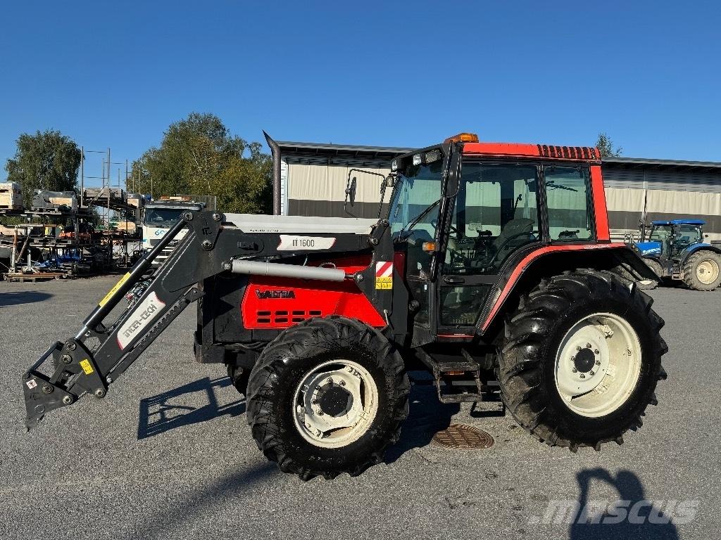 Valmet 6300 Traktorok