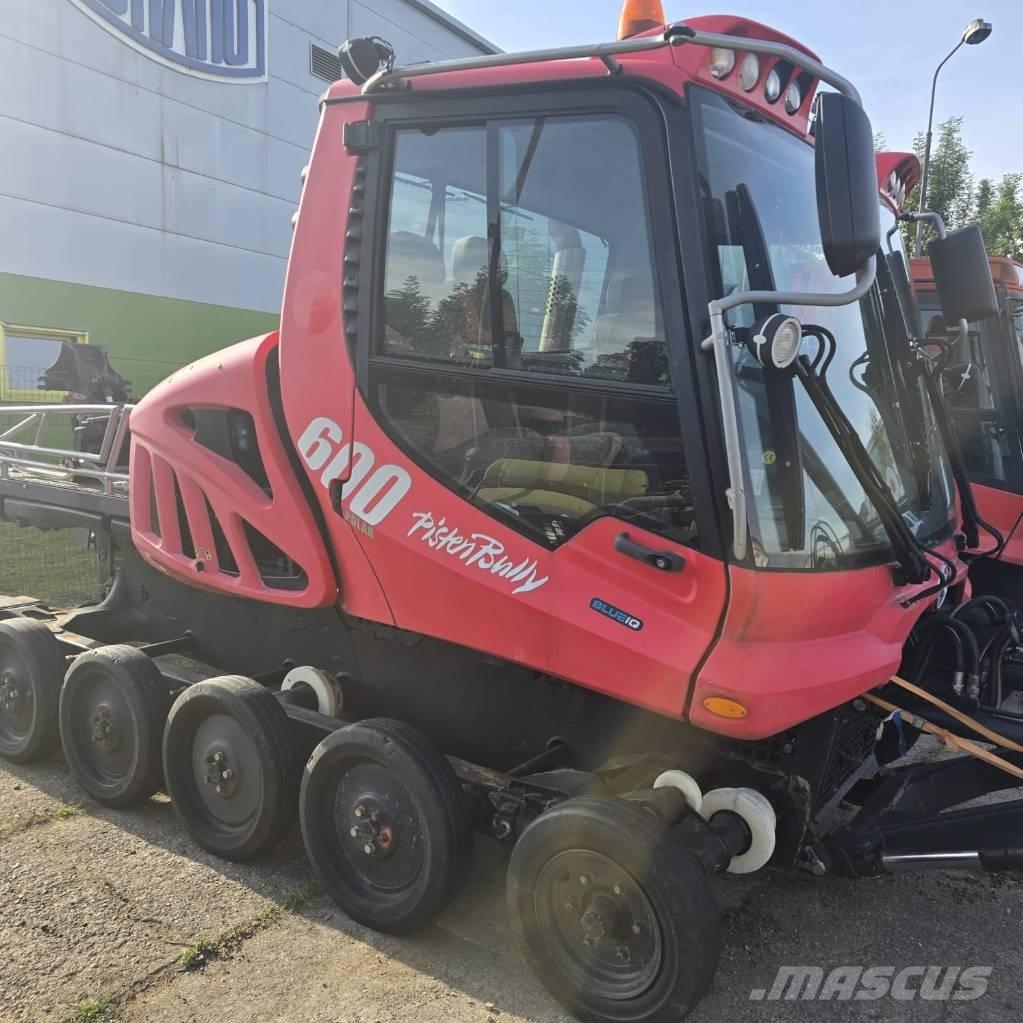 Kässbohrer PB 600 Sípálya kezelő gépek