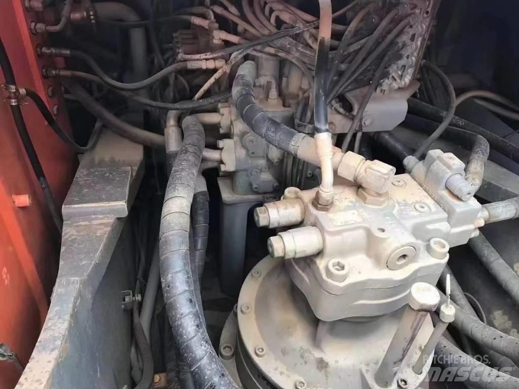 Hitachi ZX350 Lánctalpas kotrók