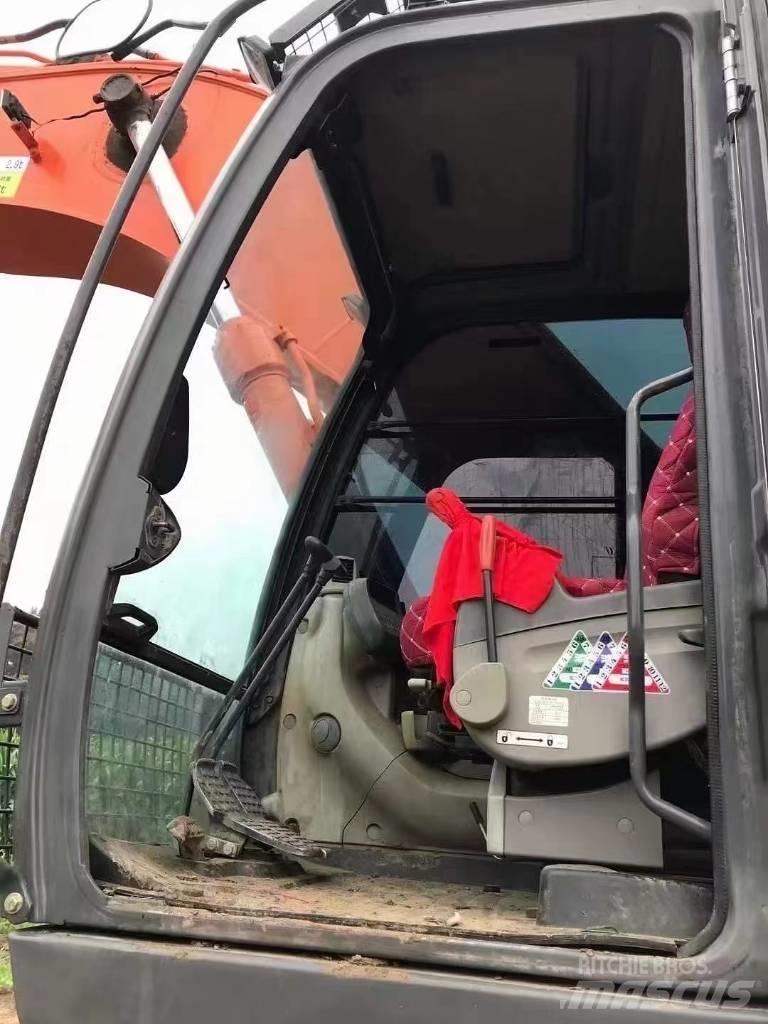 Hitachi ZX350 Lánctalpas kotrók