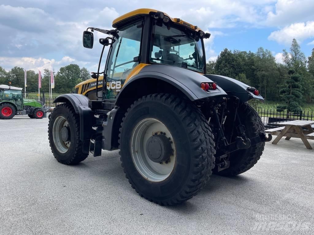 JCB Fastrac 8250 Traktorok