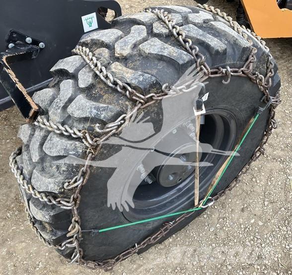 CASE 321F Gumikerekes homlokrakodók