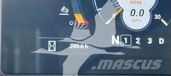 CASE 721G Gumikerekes homlokrakodók