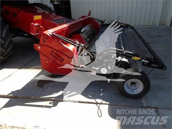Case IH 2016 Kombájn adapterek