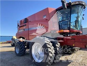 Case IH 8240 Kombájnok
