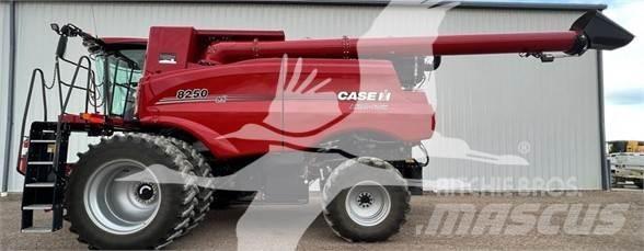 Case IH 8250 Kombájnok