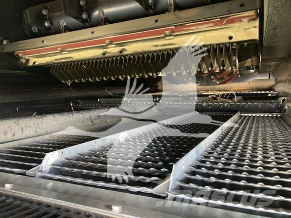 Case IH 8250 Kombájnok