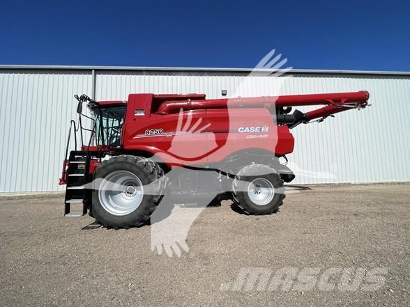 Case IH 8250 Kombájnok