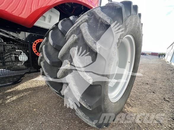 Case IH 8250 Kombájnok