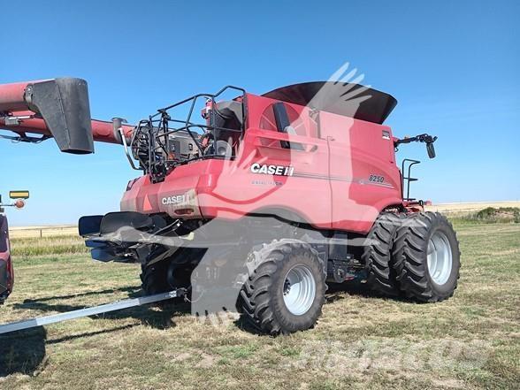 Case IH 8250 Kombájnok