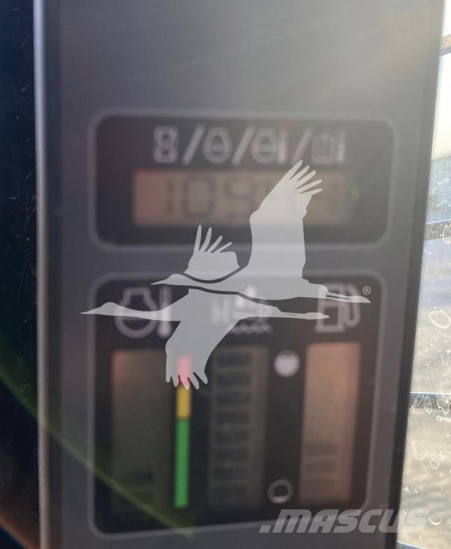 CASE TR340 Kompaktrakodók