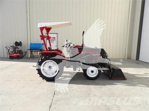  FARM PRO 2425 Traktorok