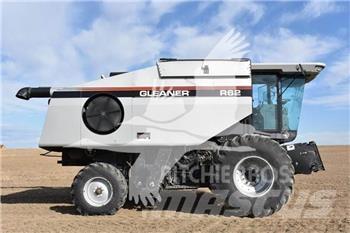 Gleaner R62 Kombájnok