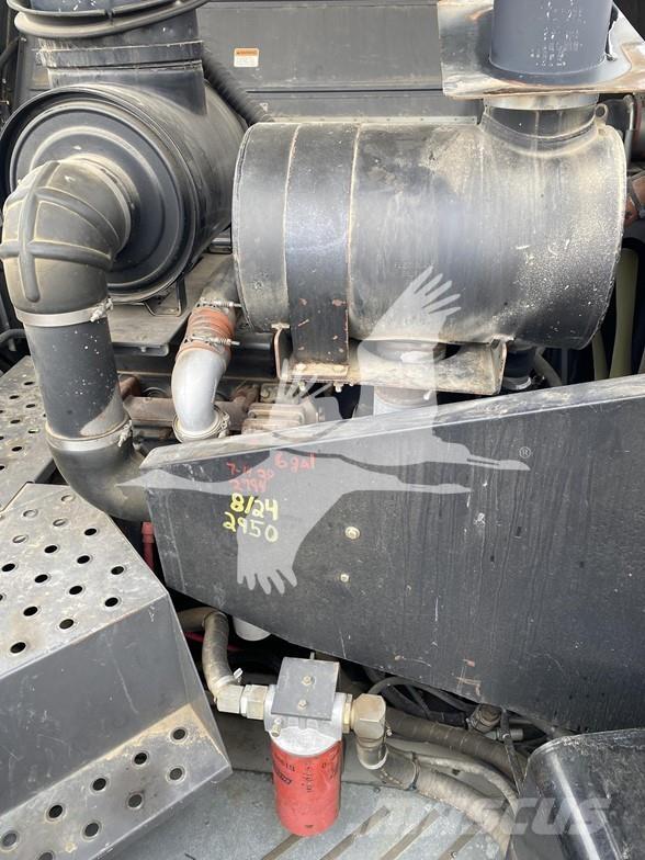 Gleaner R65 Kombájnok