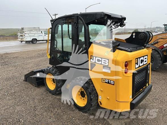 JCB 215 Kompaktrakodók