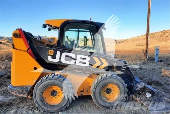 JCB 3TS-8W Kompaktrakodók