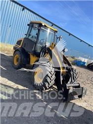 JCB 409 Gumikerekes homlokrakodók
