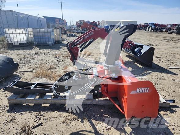 Kioti SB60 Hómarók