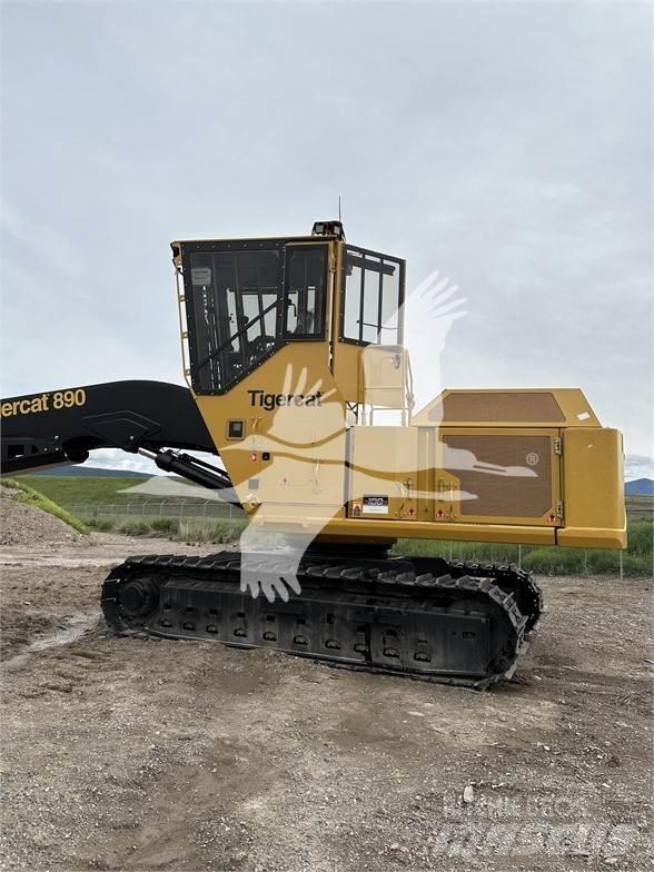 Tigercat 890 Átrakógépek