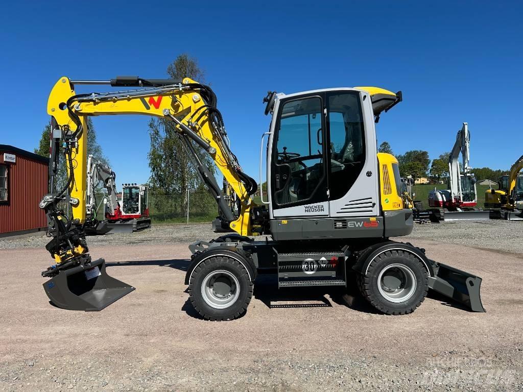Wacker Neuson EW65 Gumikerekes kotrók
