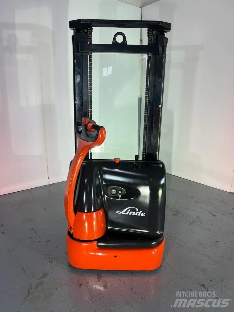 Linde L10 Gyalogkíséretű targonca