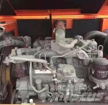 Hitachi ZX60 Lánctalpas kotrók