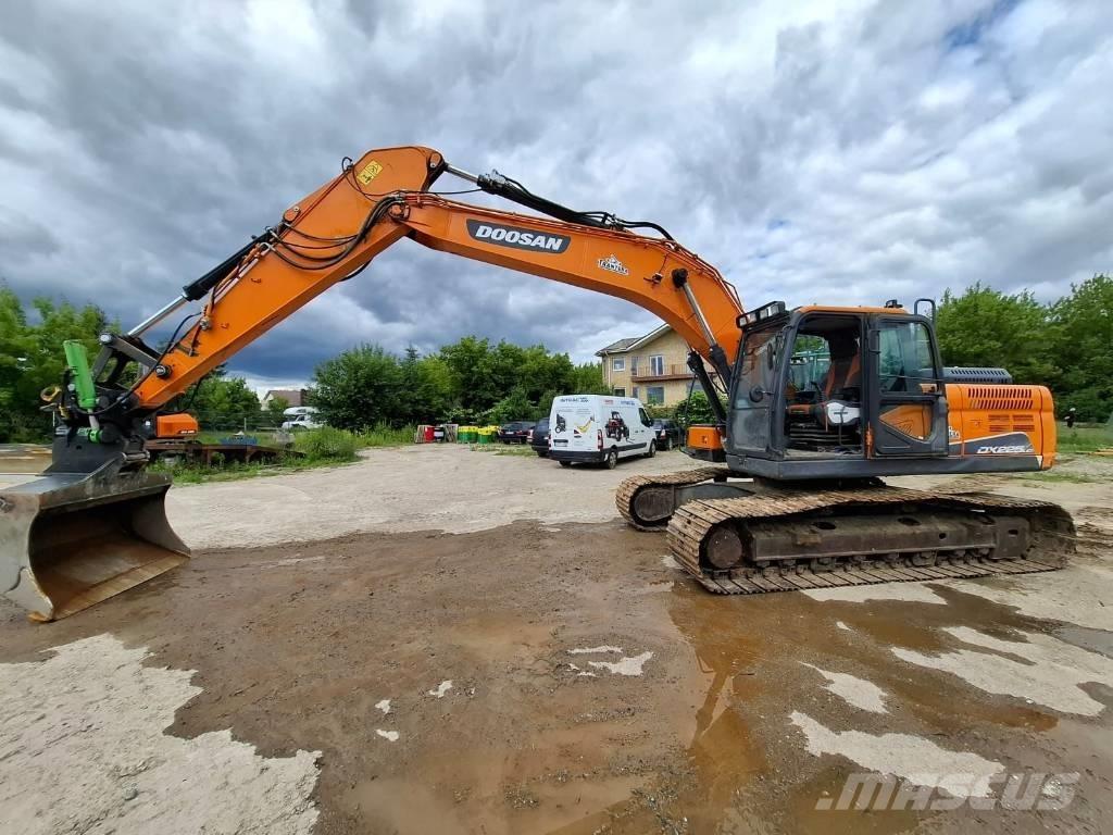 Doosan DX 225 LC-5 Lánctalpas kotrók