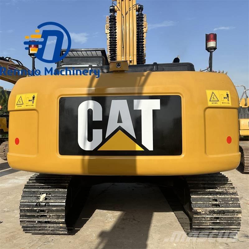 CAT 320 D2 Lánctalpas kotrók