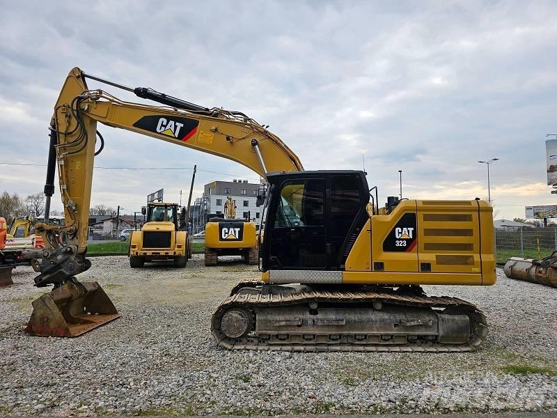 CAT 323-07B Lánctalpas kotrók